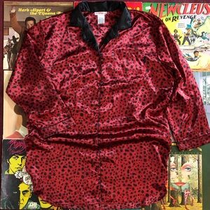 102 Dalmatians oversized pajama shirt